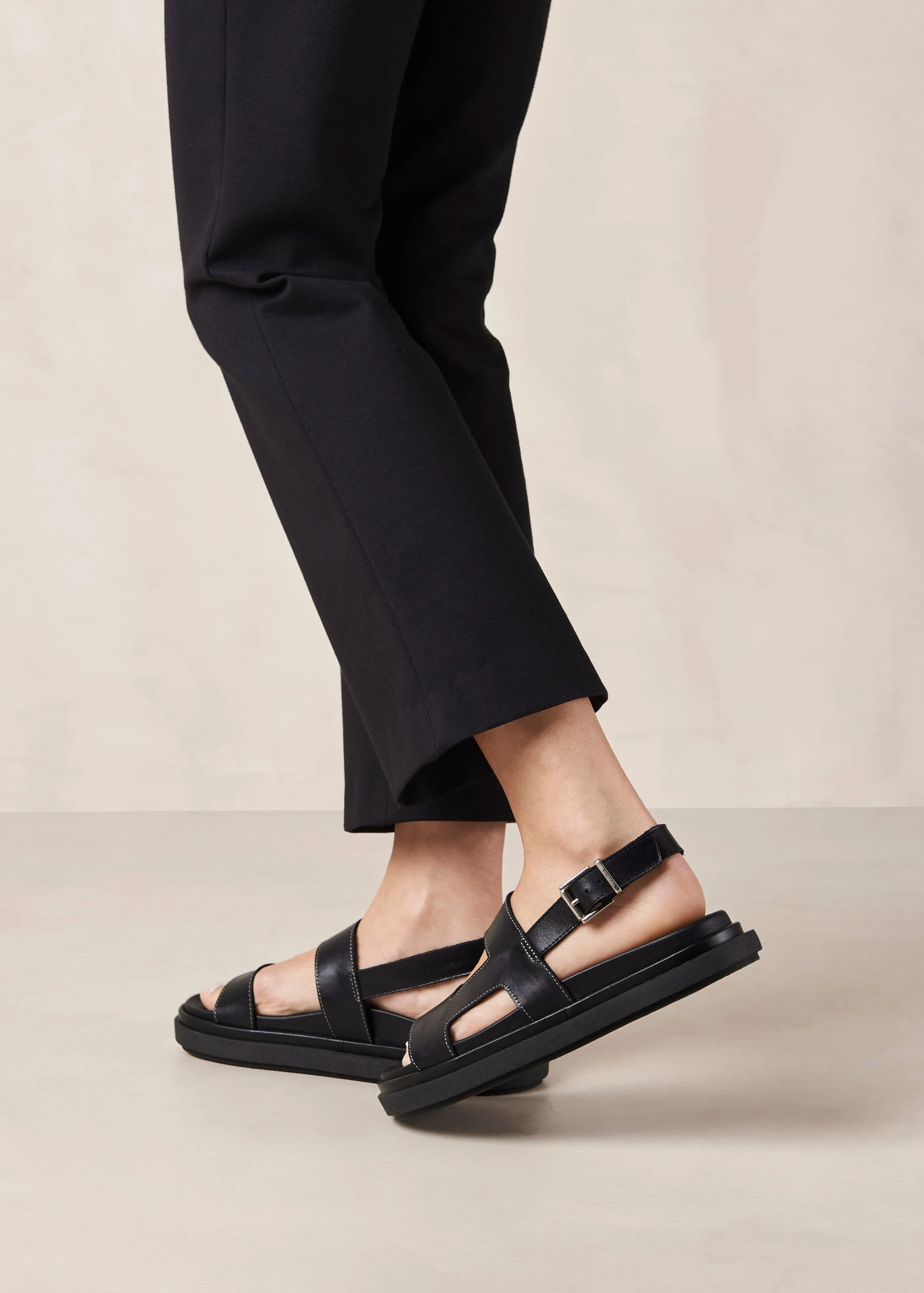 Lorelei Black Leather Sandals