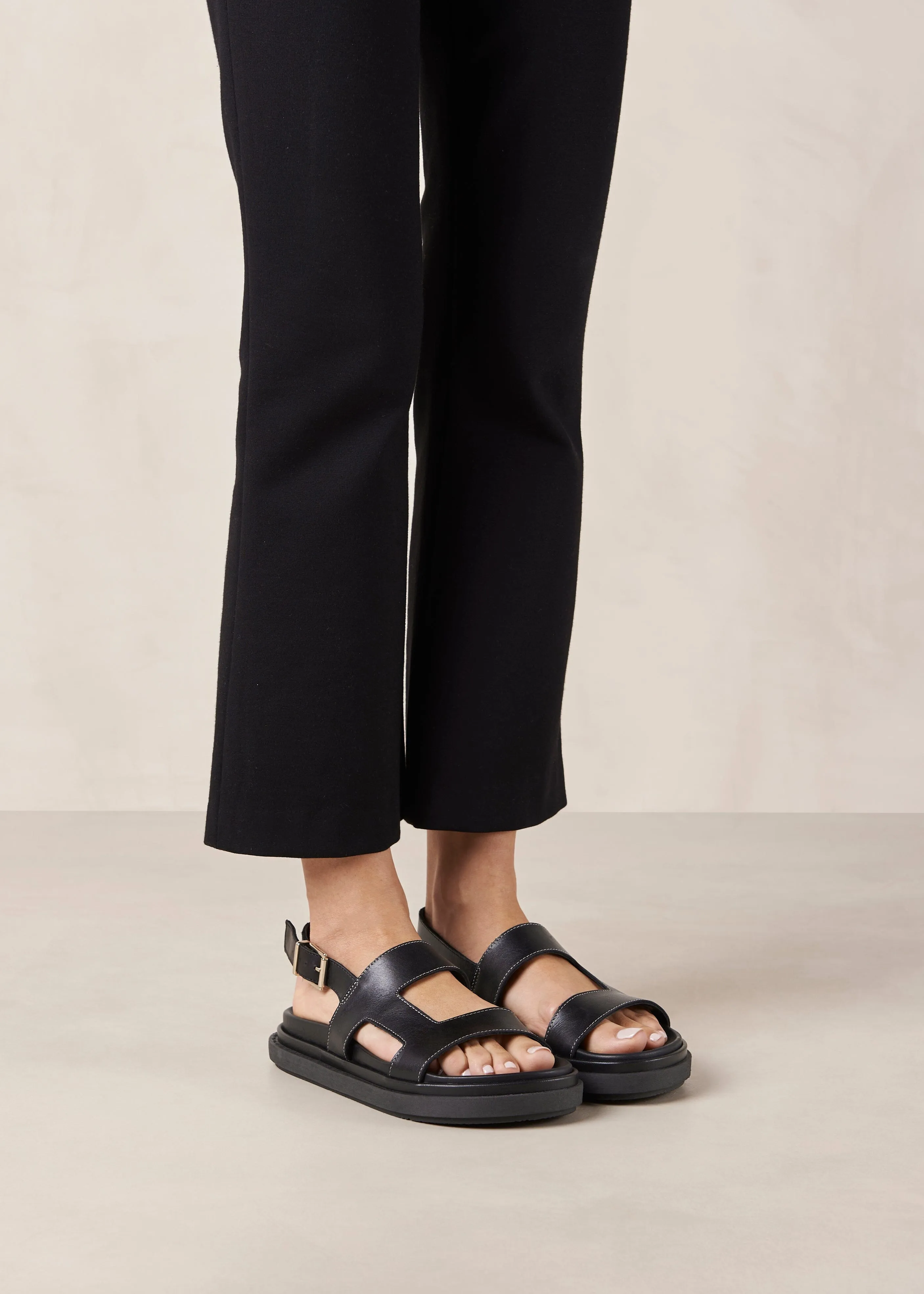 Lorelei Black Leather Sandals