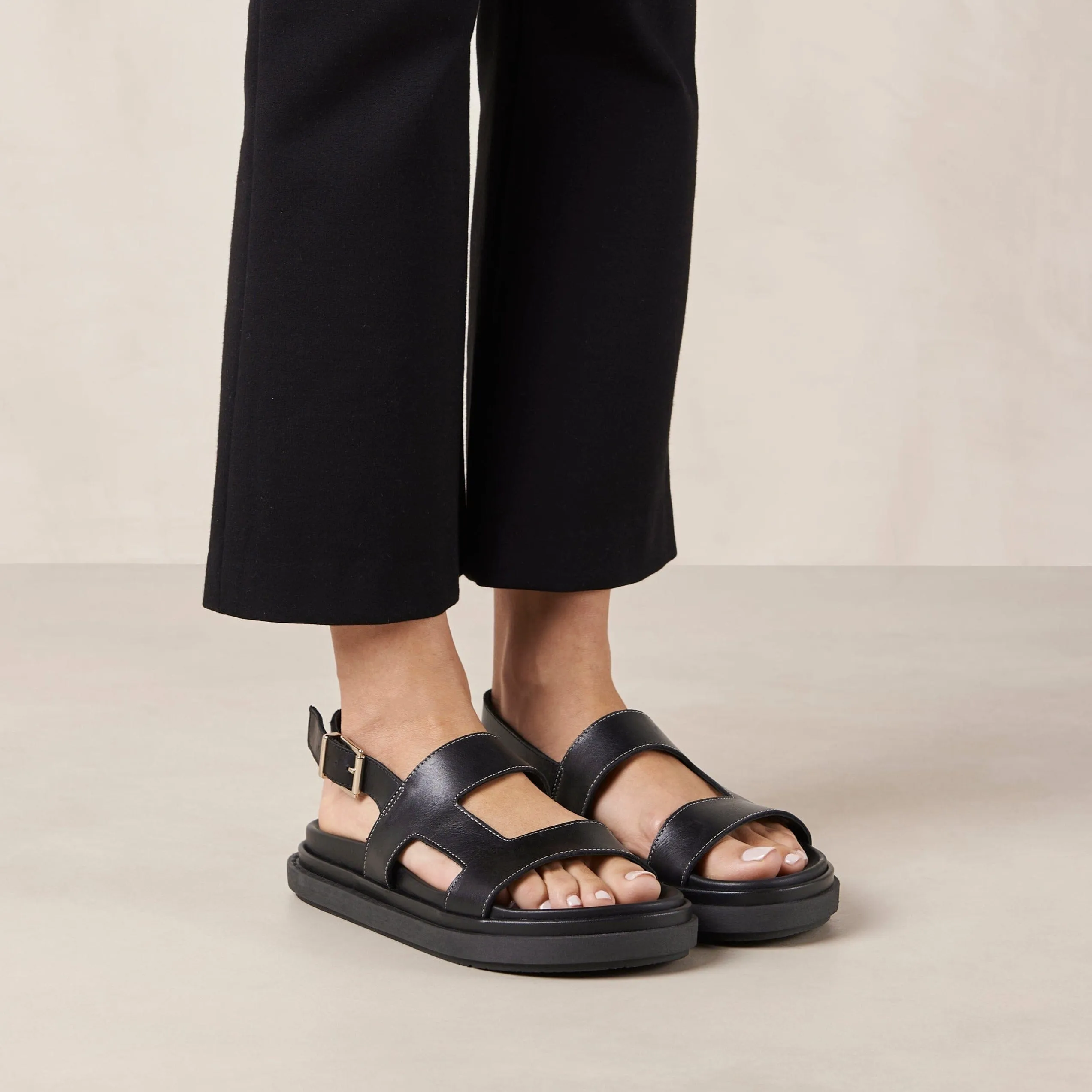 Lorelei Black Leather Sandals