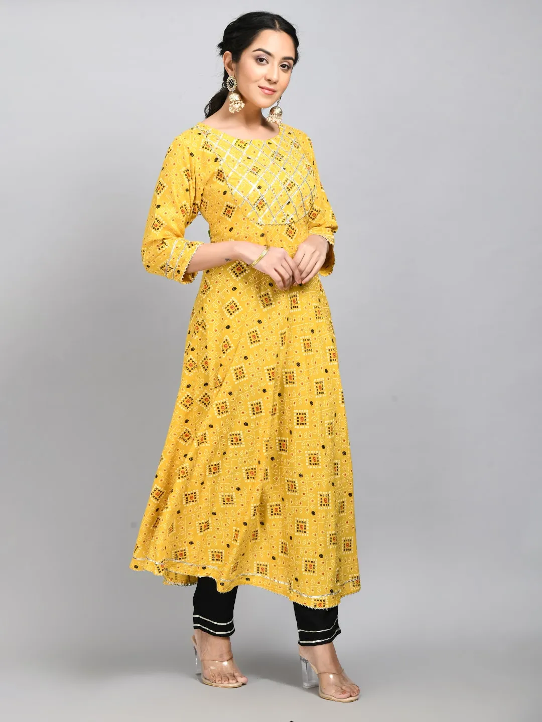 Plus Size Women Yellow Printed Anarkali Kurta Set
